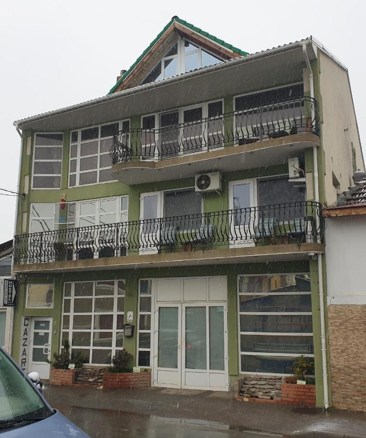 Sc Afitos Srl Hostel Drobeta Turnu Severin Exterior photo